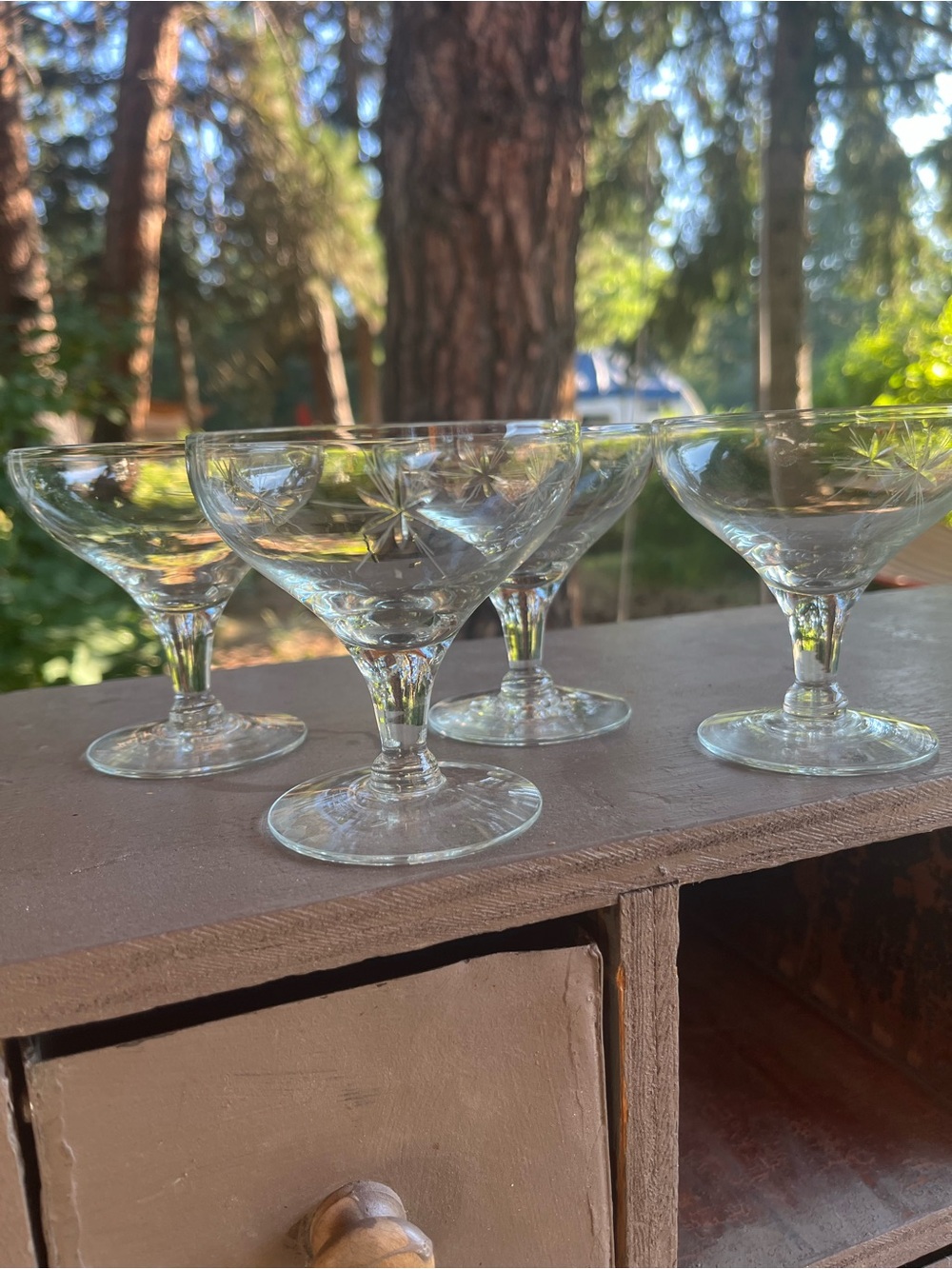 Set of 4 Starburst low Glasses Cut 110 (Stem #863) by Fostoria